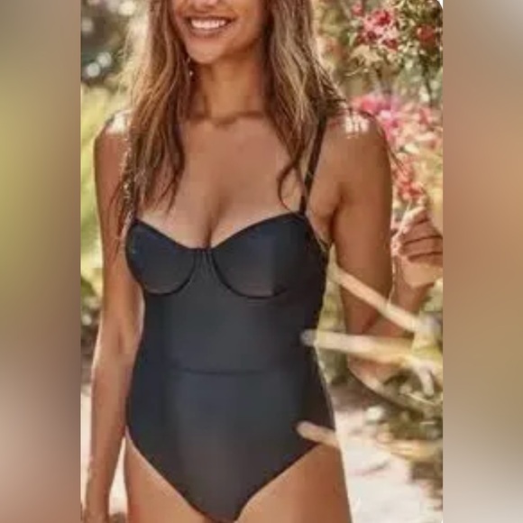 Summersalt under wire black bathing suit. Brand new with tags. - Picture 1 of 4